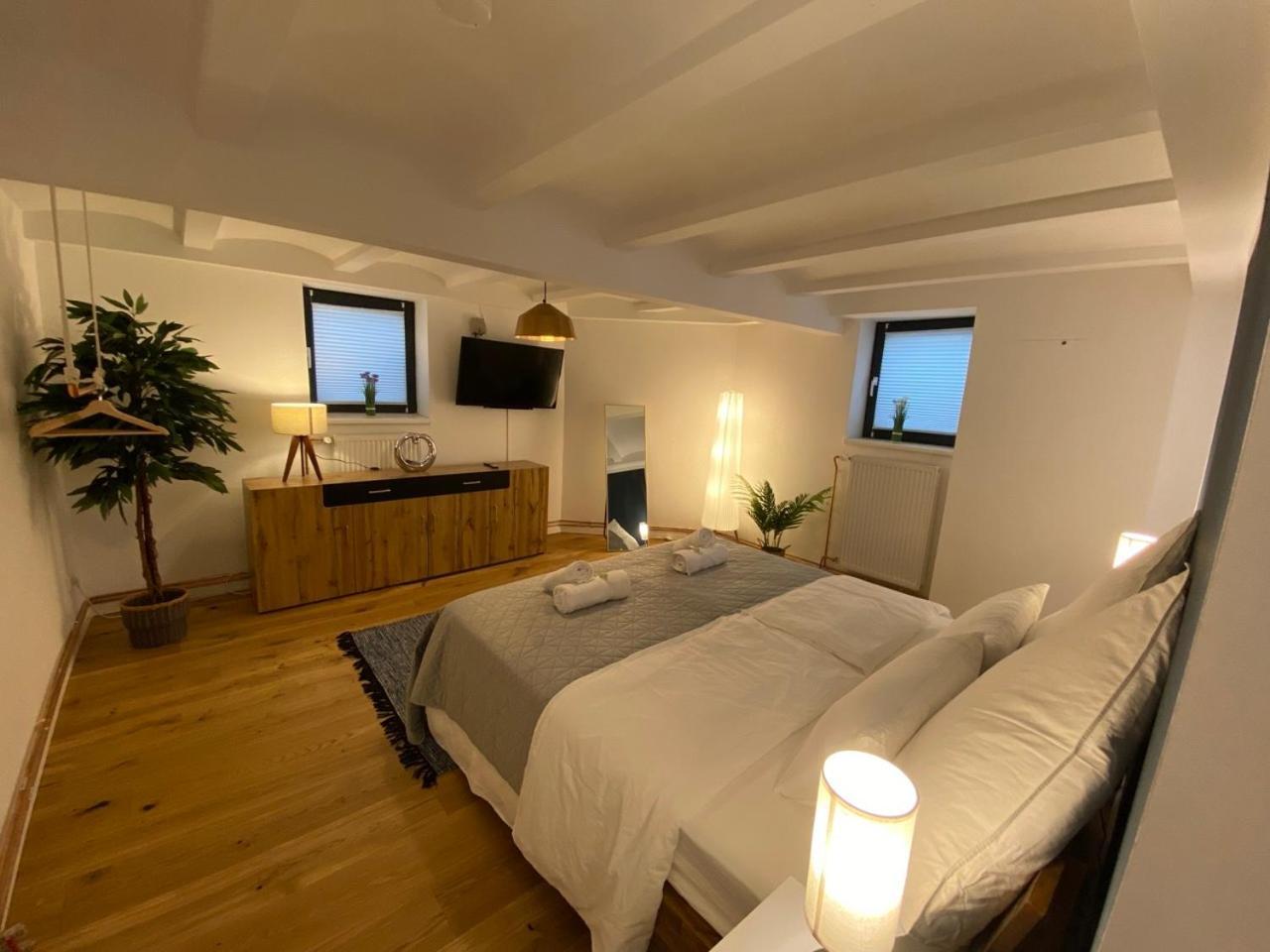 Stilvolle Stadtwohnungen Bremen I Komfort & Charme エクステリア 写真
